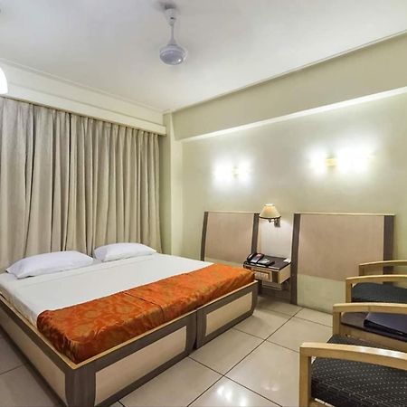 Hotel Komfort Terraces Bangalore Eksteriør bilde